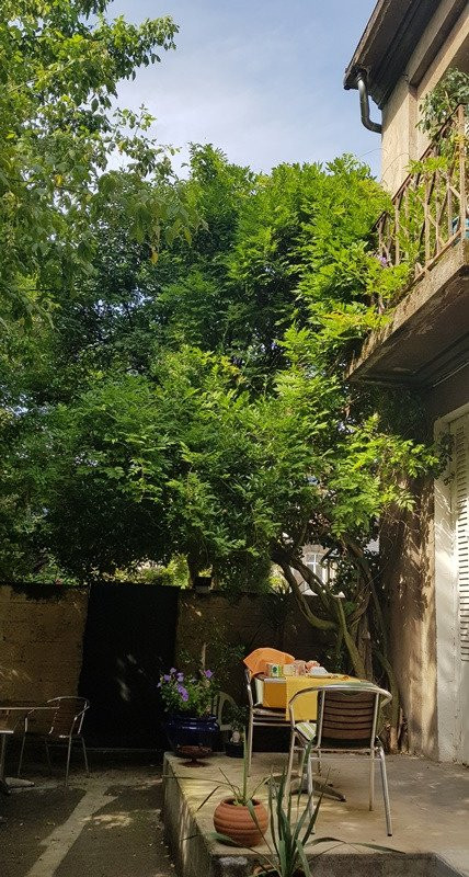 里贾纳酒店主图