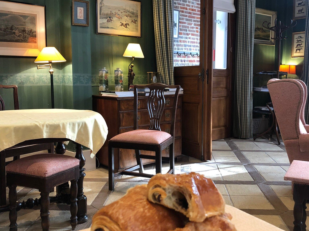 Hotel Saint James主图