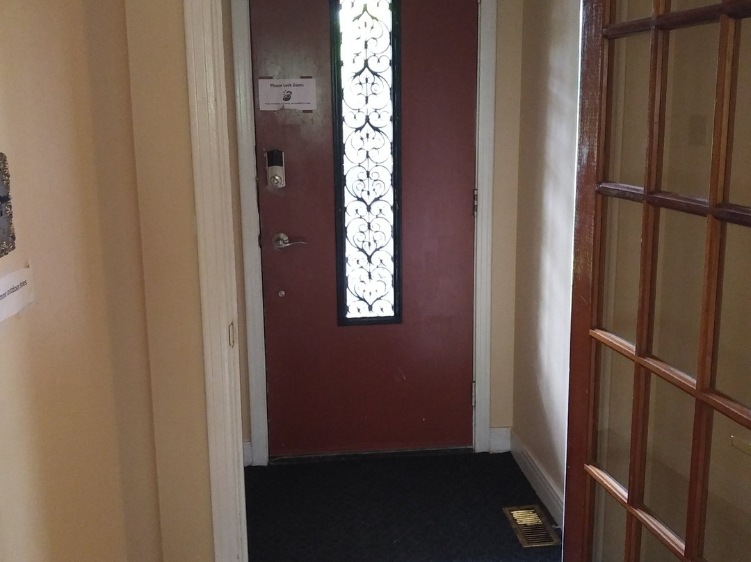 Give Me a Break Bed & Breakfast主图