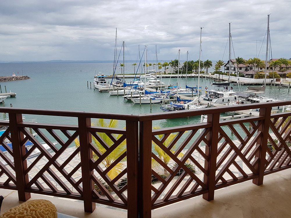 The Bannister Hotel & Yacht Club主图