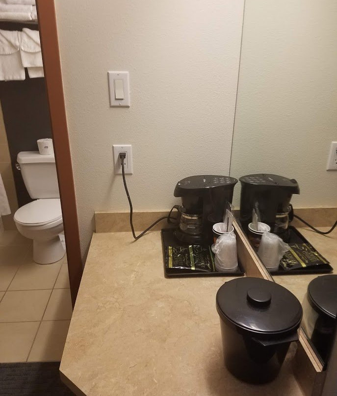 Super 8 by Wyndham Trois-Rivières主图