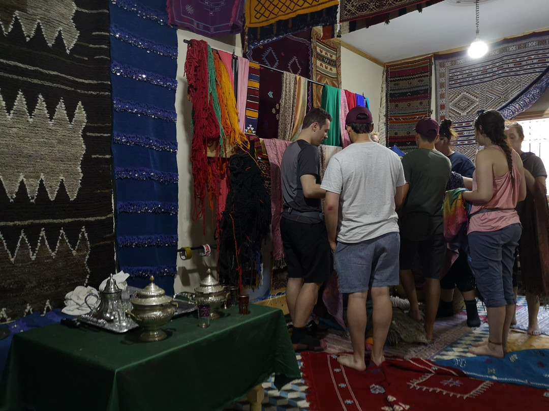 Maison de Cadeaux Berberes-廷吉尔必去景点