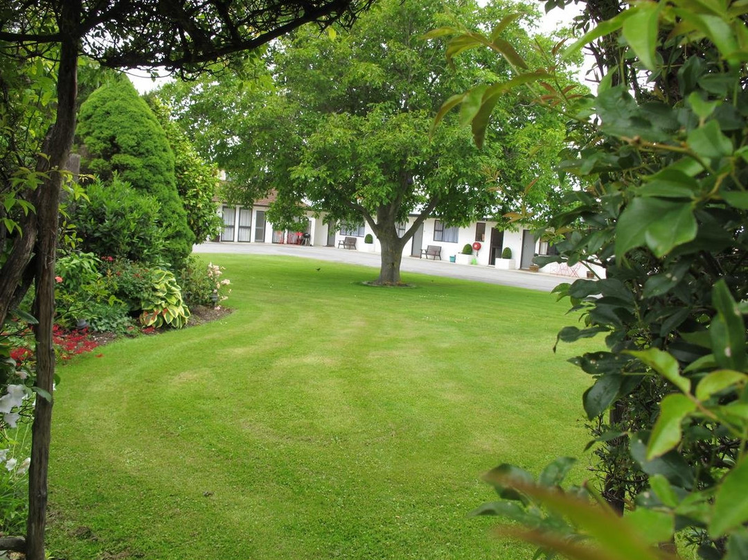 Clyde Apartments主图