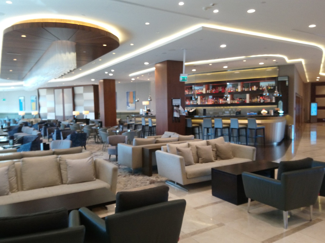 华沙希尔顿逸林酒店及会议中心主图