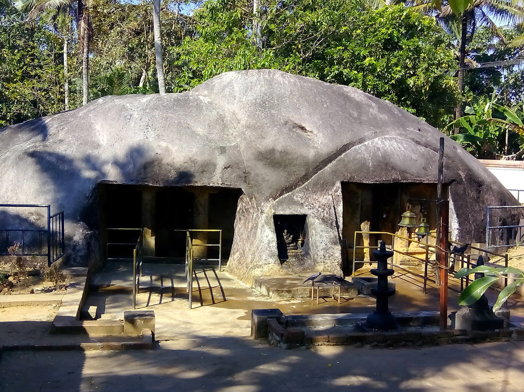 The Cave Temple at Kottukal景点图片