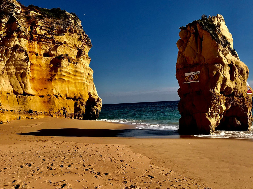 Praia dos Careanos景点图片