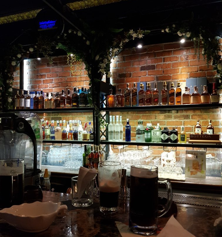 Bandar Puchong Jaya餐馆和美食-Olympian Bar