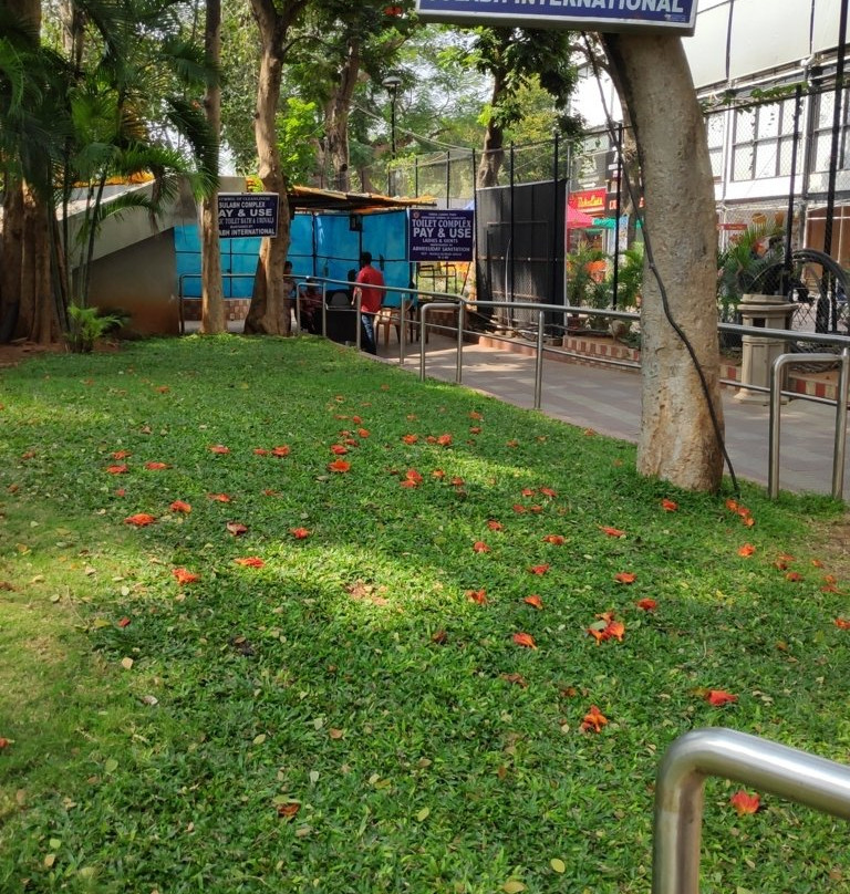 Lumbini Park景点图片