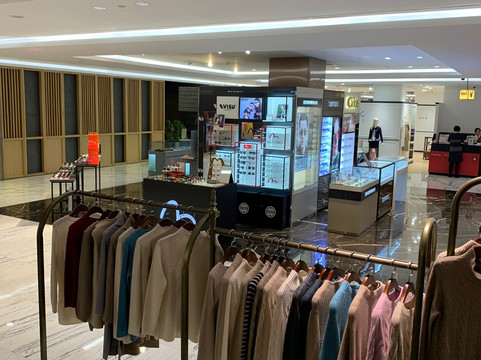 高岛屋百货-上海市必去景点