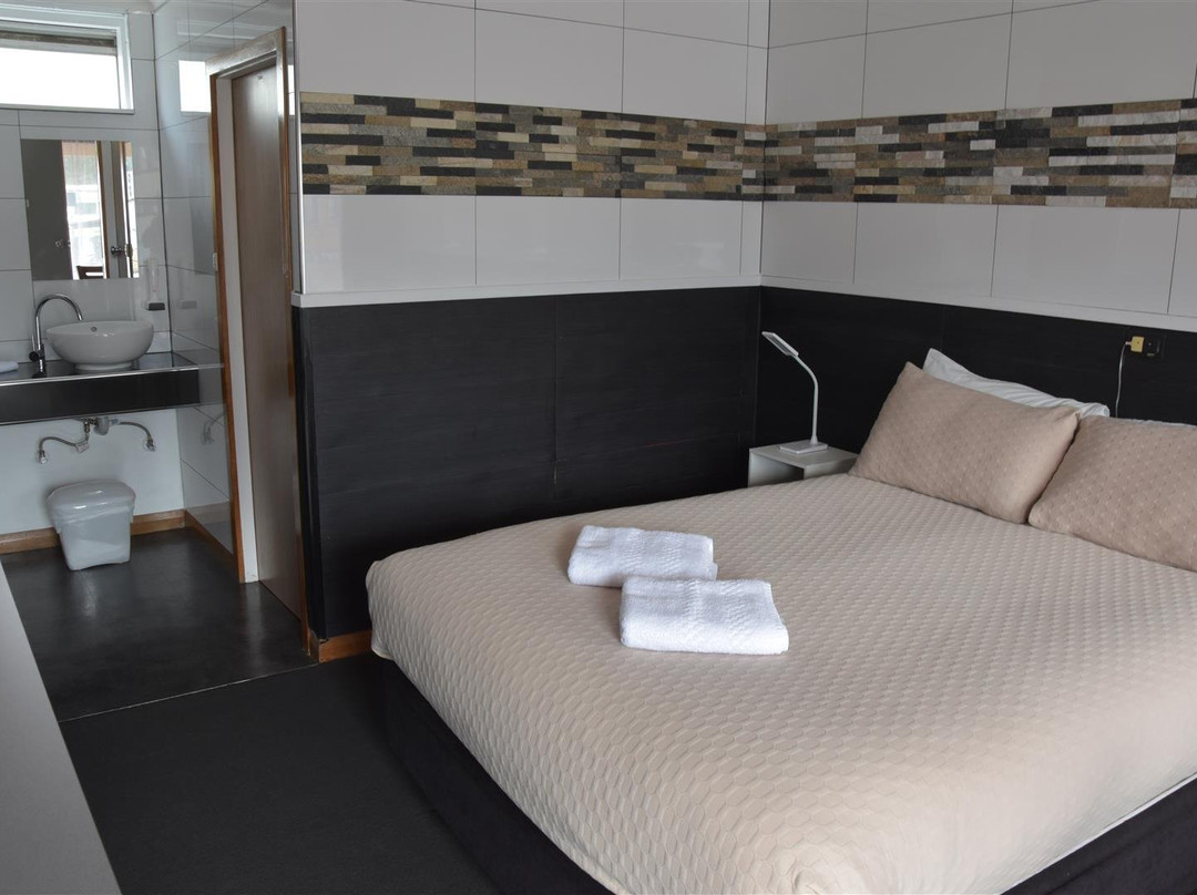 皇后镇汽车旅馆主图