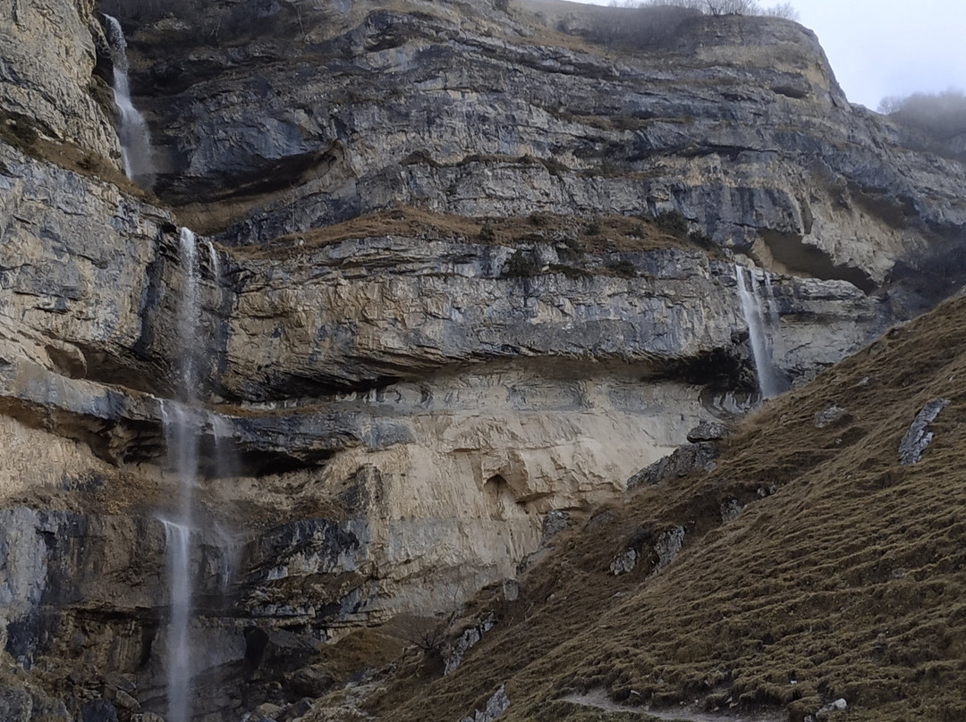 Laza Waterfalls-Laza必去景点