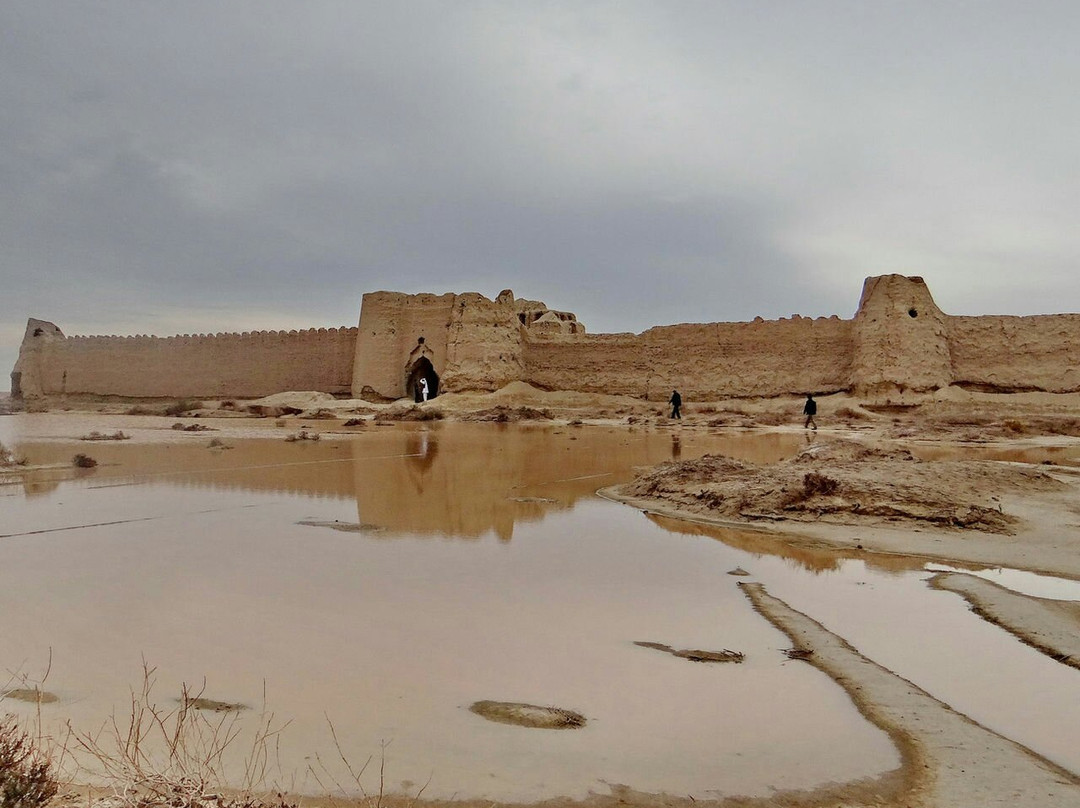 Shahr-e Sukhteh-Zabol必去景点