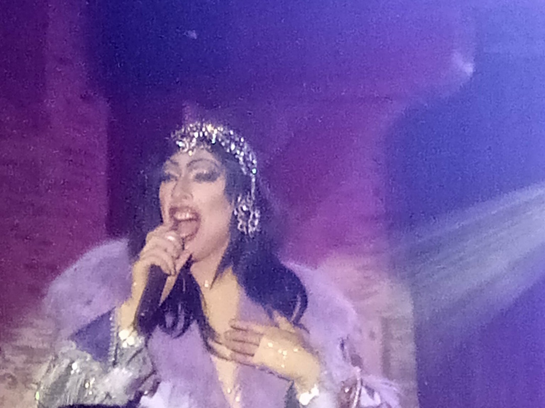 Cabaret des Belles Poules景点图片