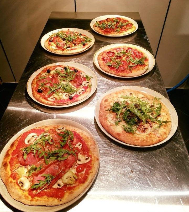 Barbuda Cocktails & Pizza