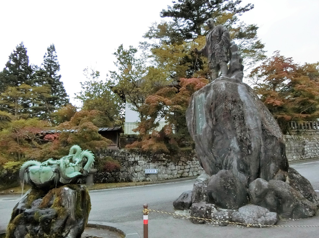 Statue of Shodo Shonin-日光市必去景点