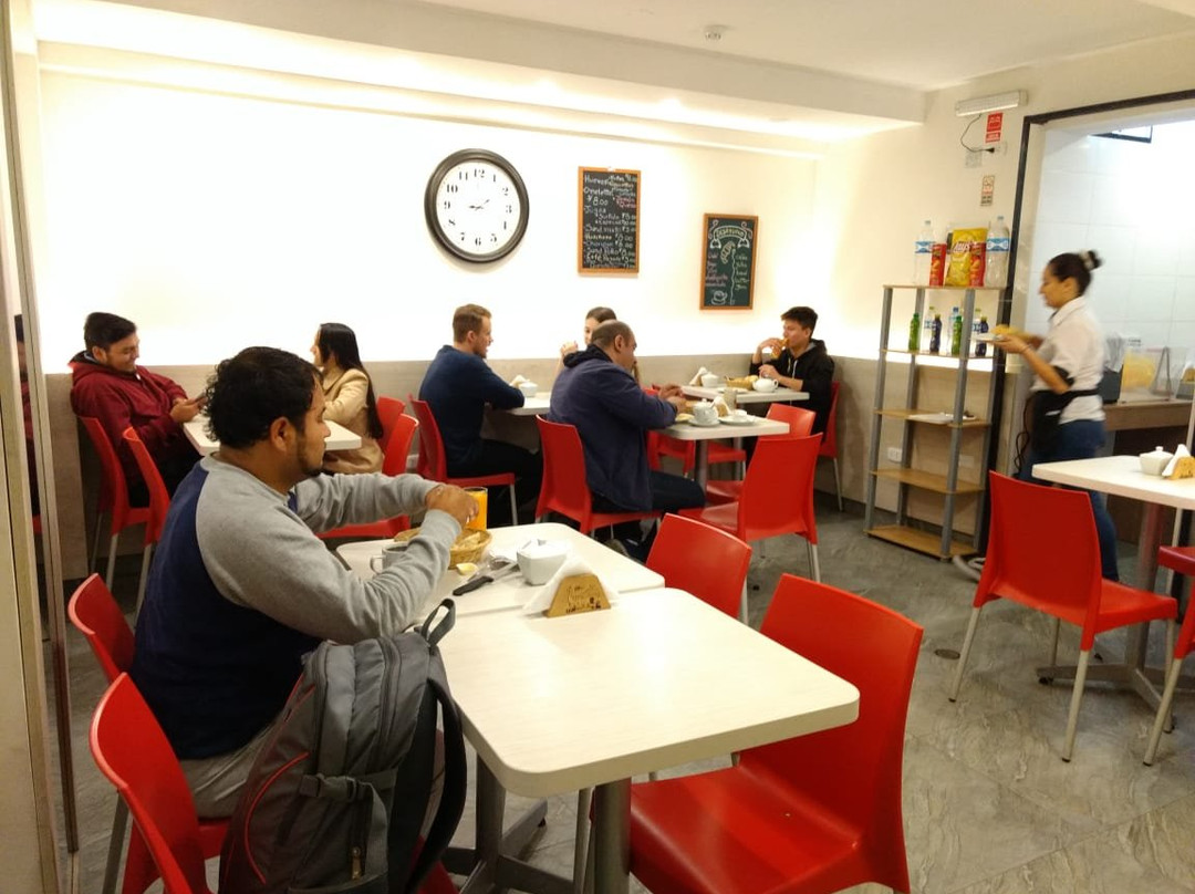 Hotel Paris Lima主图