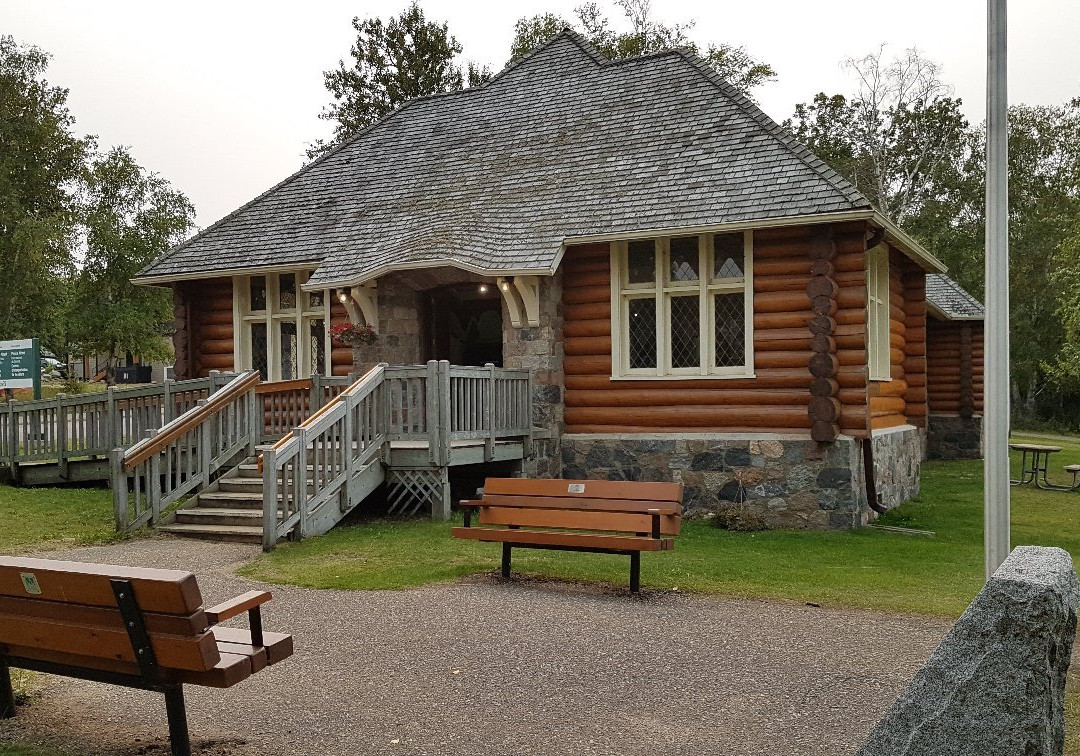 Prince Albert National Park Nature Centre景点图片