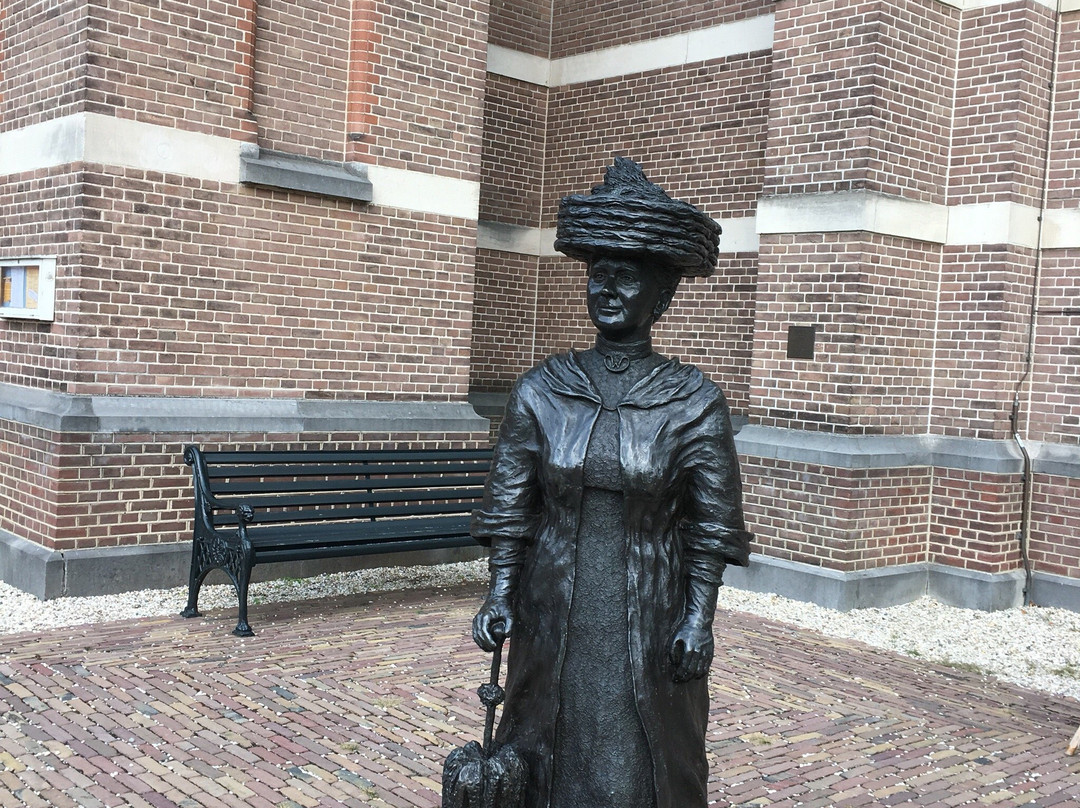 Grote Kerk of Koninginnekerk-阿珀尔多伦必去景点