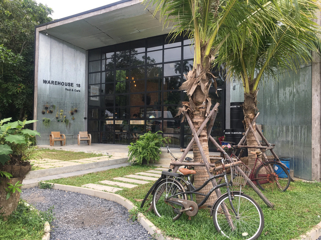 Warehouse 18 Pool&Cafe-廊塞必去景点