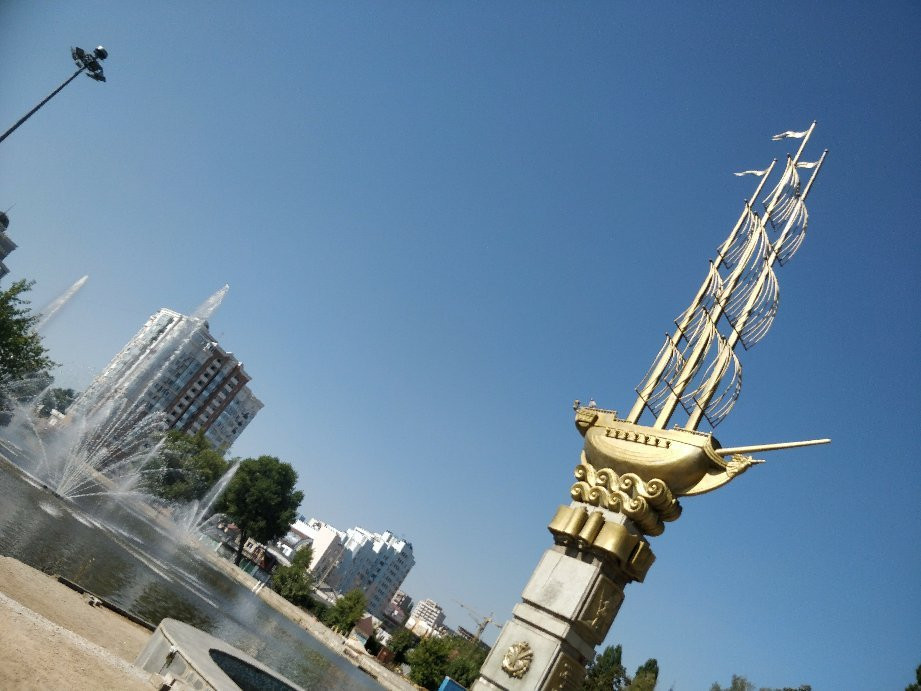 Monument in Honor of the 300th Anniversary of Lipetsk景点图片