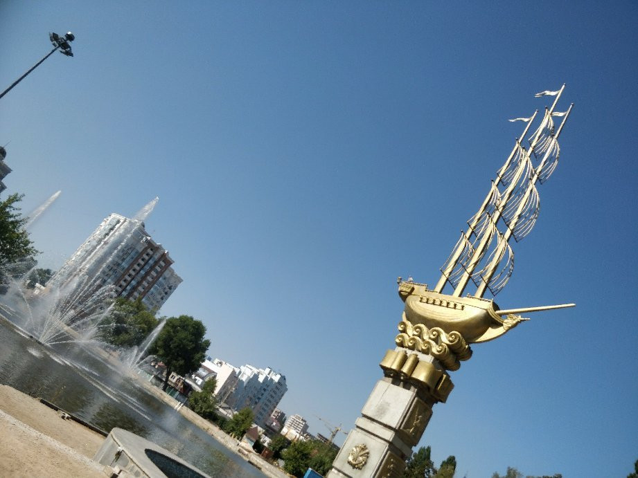 Monument in Honor of the 300th Anniversary of Lipetsk-Lipetsk必去景点