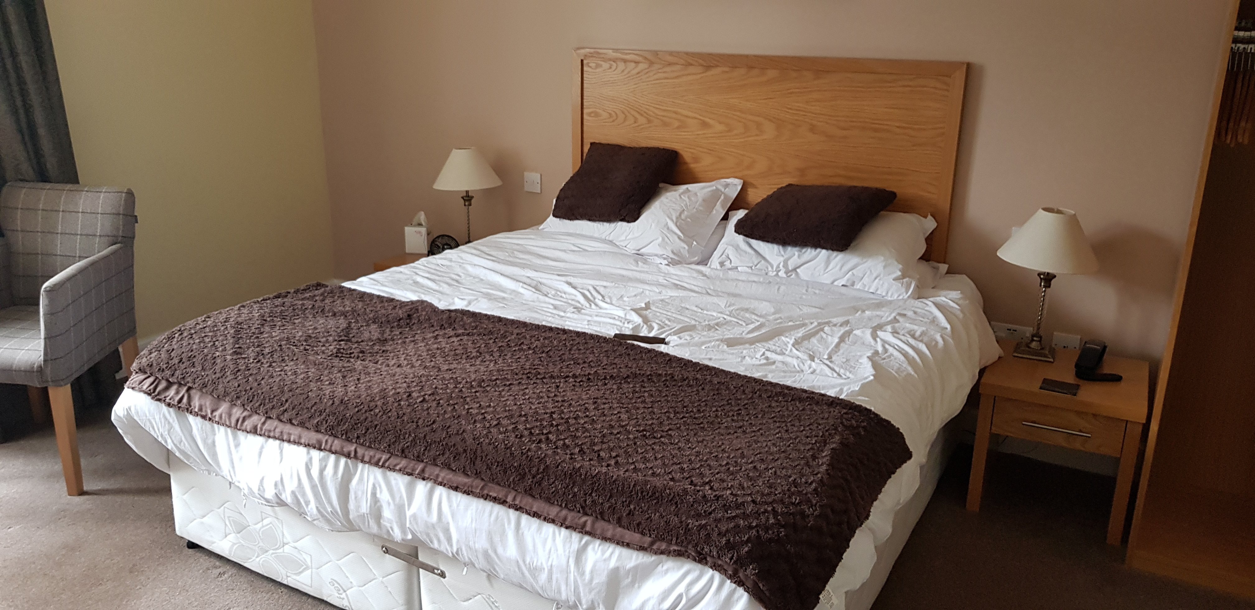 Schiehallion Hotel-官方
