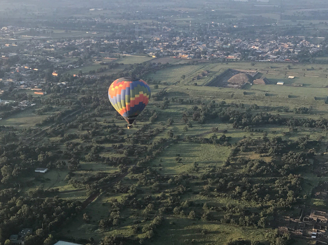Cameron Balloon Flights-特拉尔内潘特拉必去景点