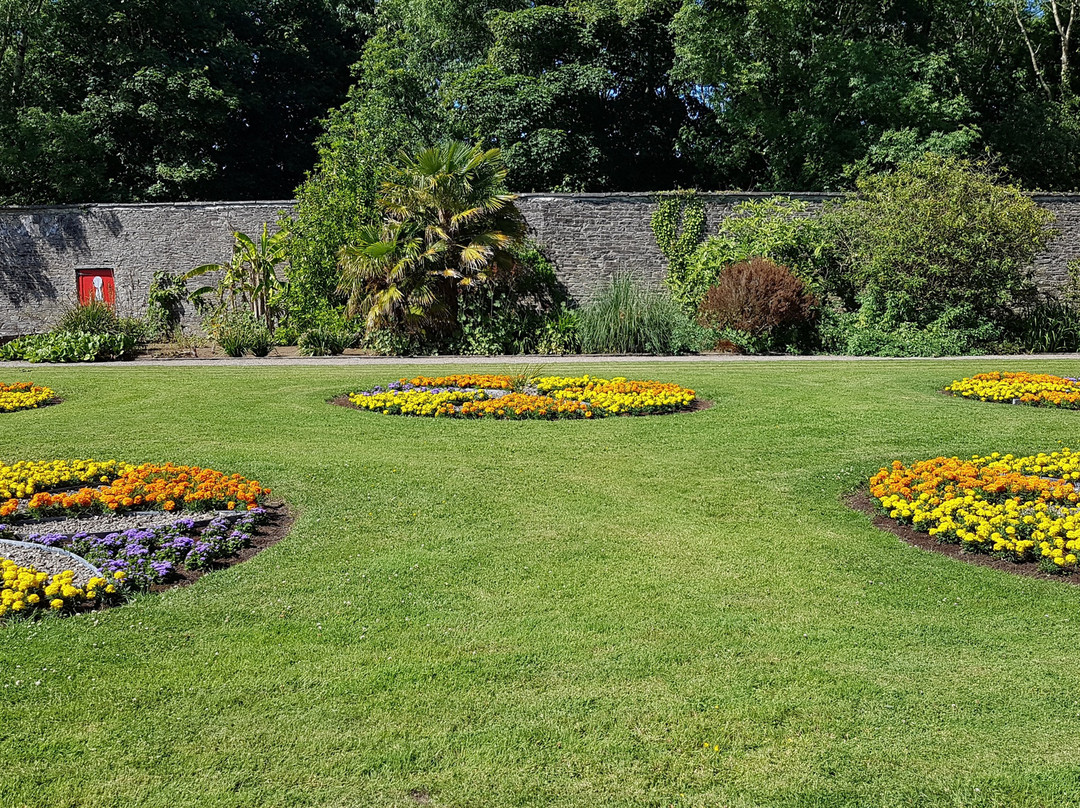 Vandeleur Walled Garden景点图片