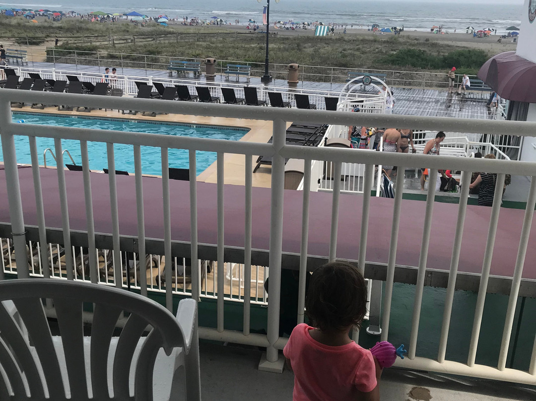 Beach Club Hotel主图
