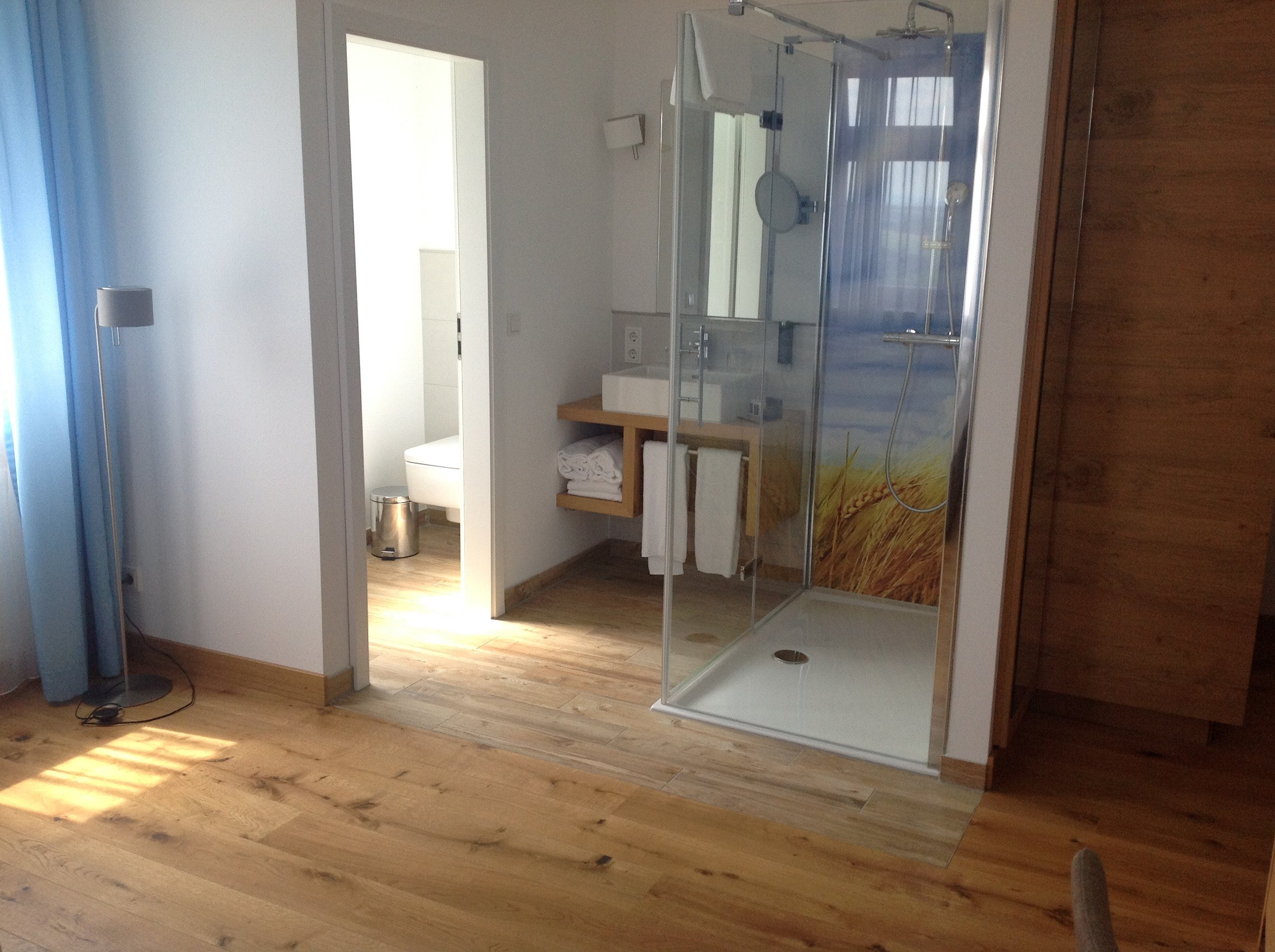 Das Aunhamer Suite & Spa-浴室