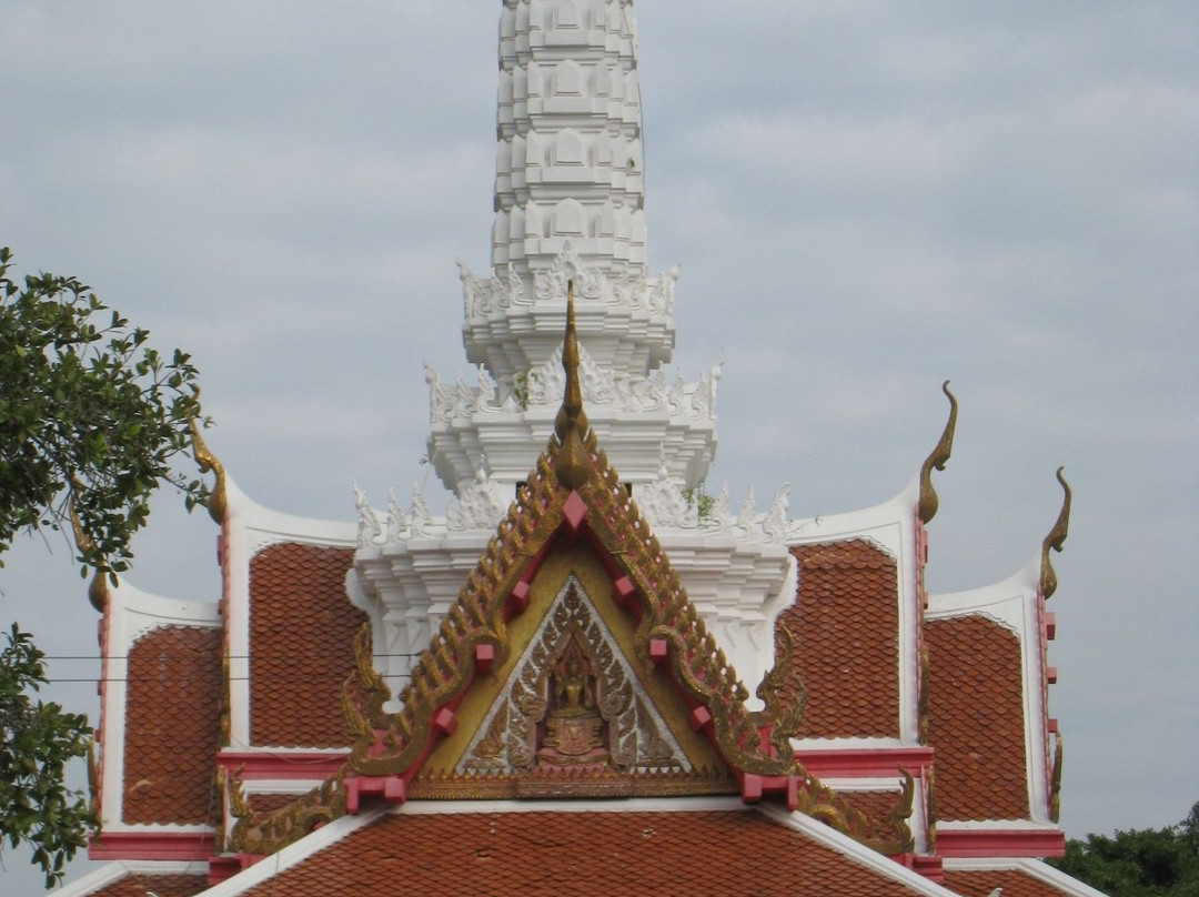 Phetchaburi Provincial City Pillar Shrine景点图片
