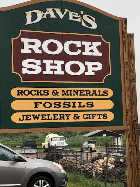 Daves Rock Shop-卡斯特必去景点