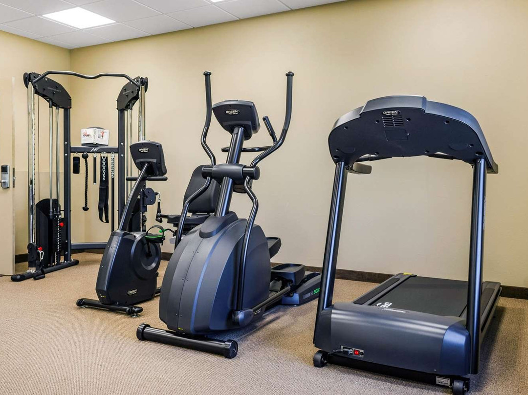 MainStay Suites Hackberry Sportsman's Lodge主图