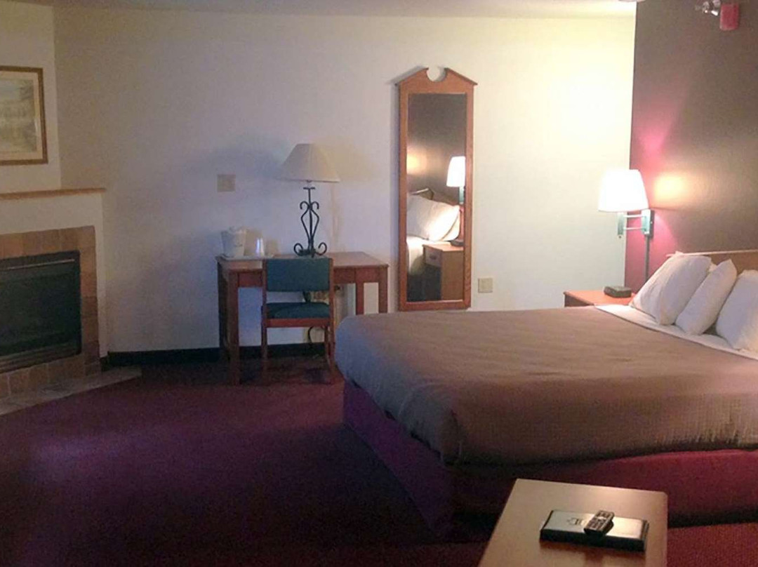 AmericInn by Wyndham Stuart主图