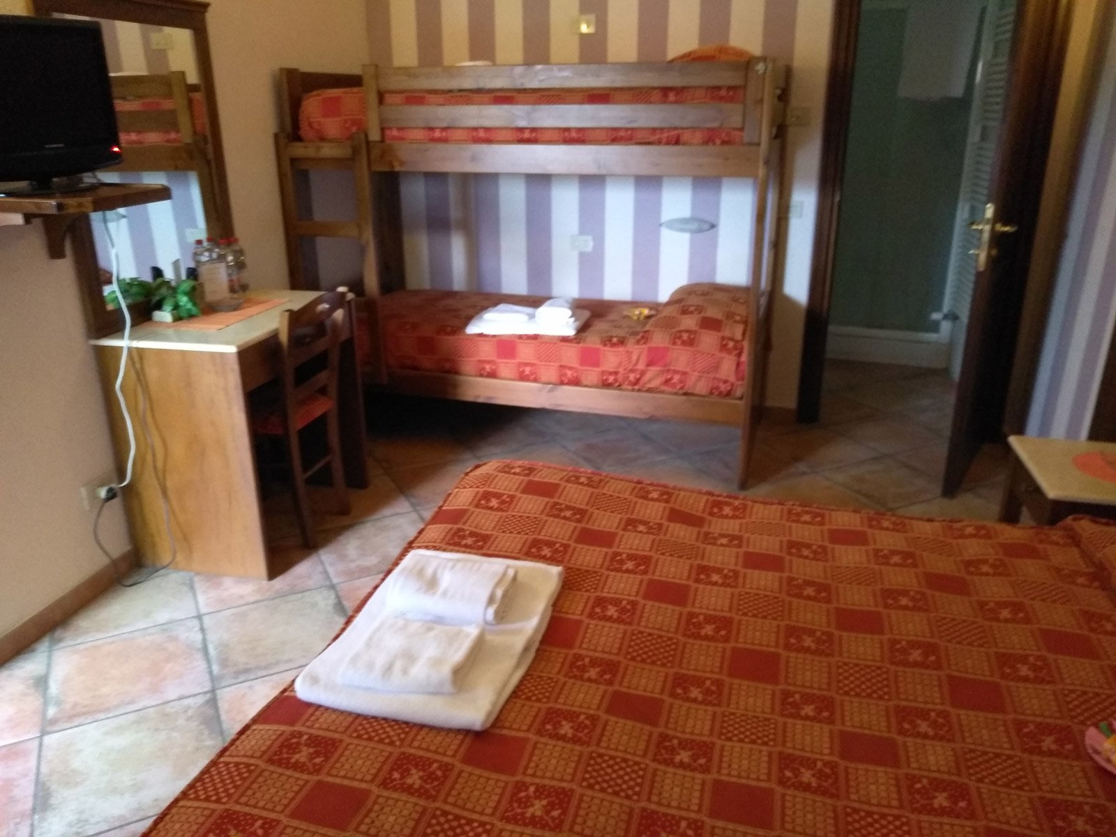 Hotel Excalibur-官方