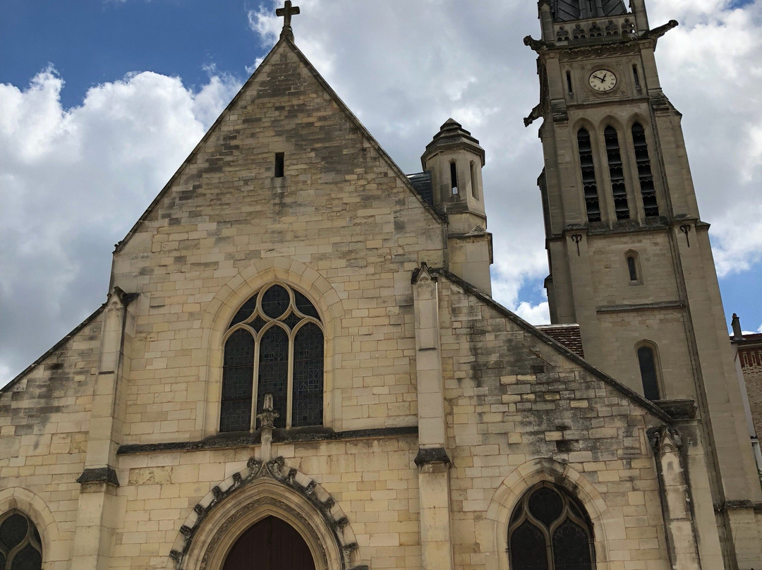 Église Saint Rémy-旺夫必去景点