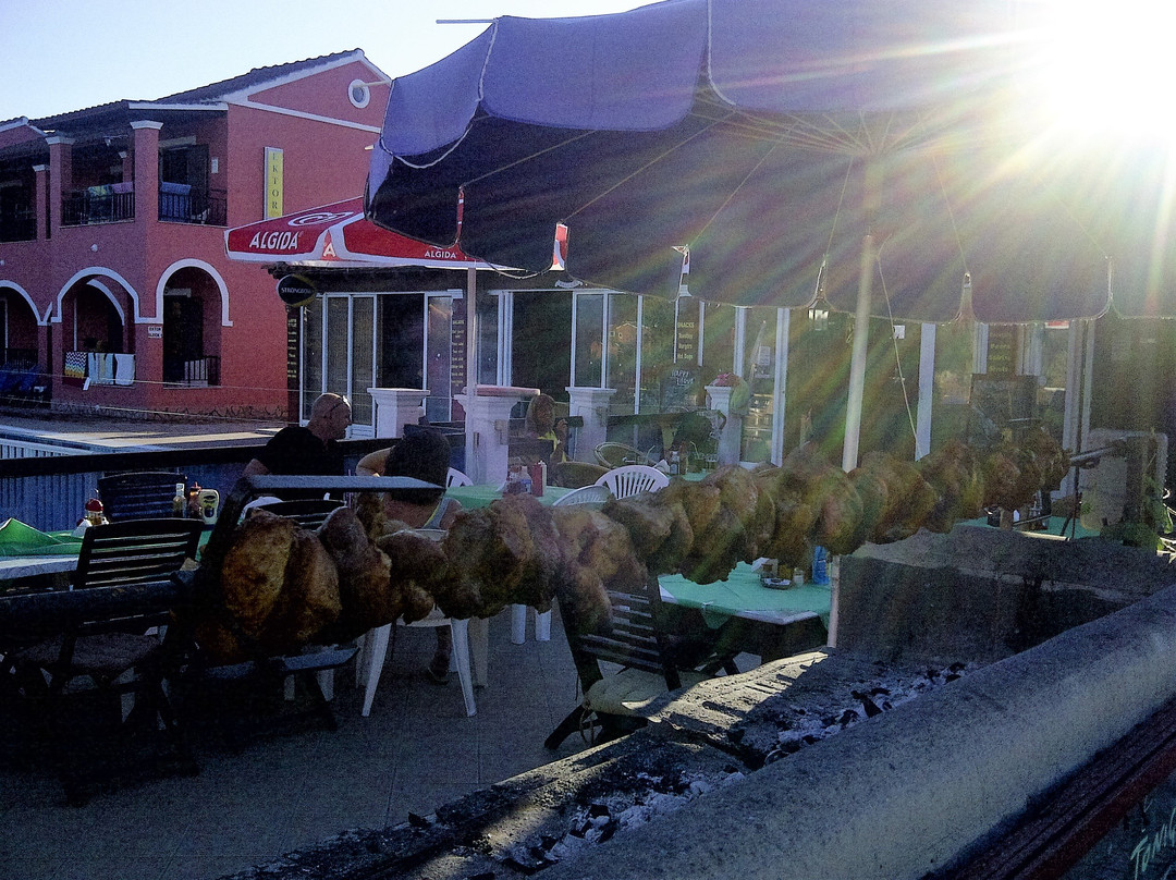 Ektor Apartments主图