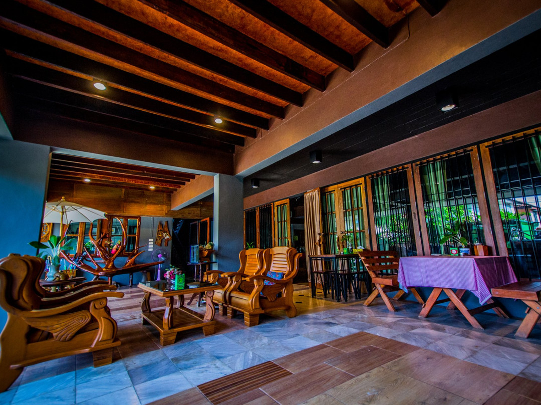 Na Siri Lakeview主图