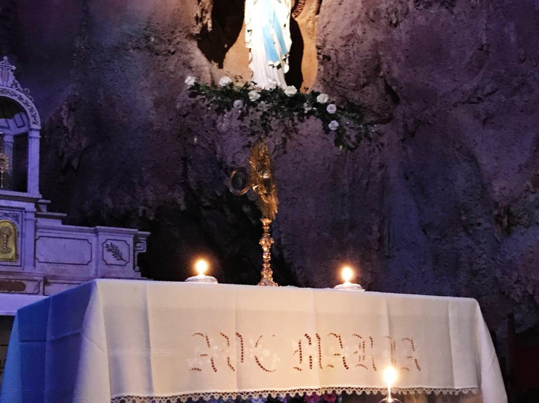 Santuario Madonna di Lourdes-Pulsano必去景点