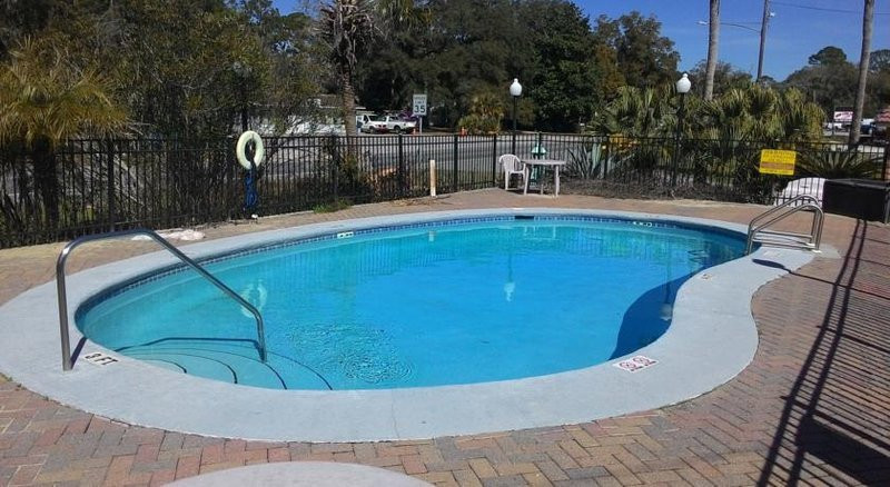 Apalachicola Bay Inn主图