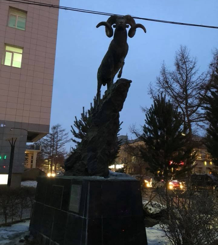 Altai Bighorn Statue-乌兰巴托必去景点