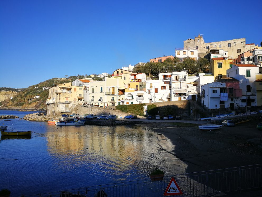 Marina della Lobra - Spiaggia e Borgo Marinaro景点图片