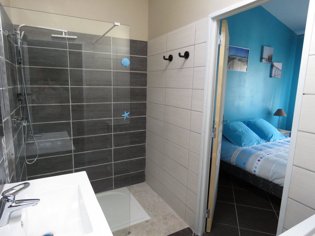 Les Arums de Fondeminjean主图