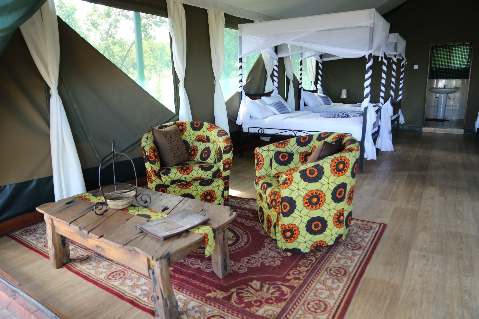 Ngorongoro Lodge & Campsite-官方
