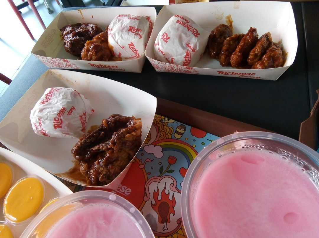 Richeese Factory Harapan Indah主图