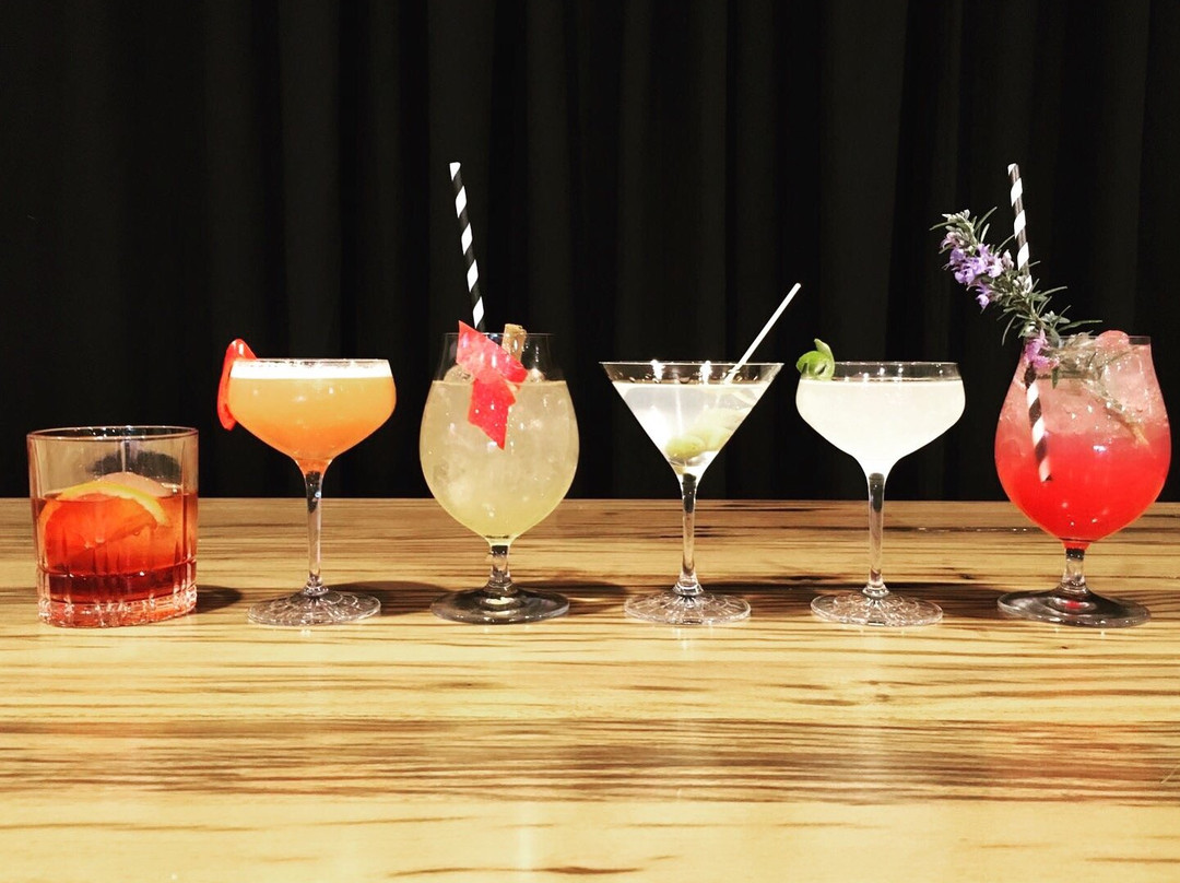 凯尼顿旅游景点-Animus Distillery & Cocktail Lounge