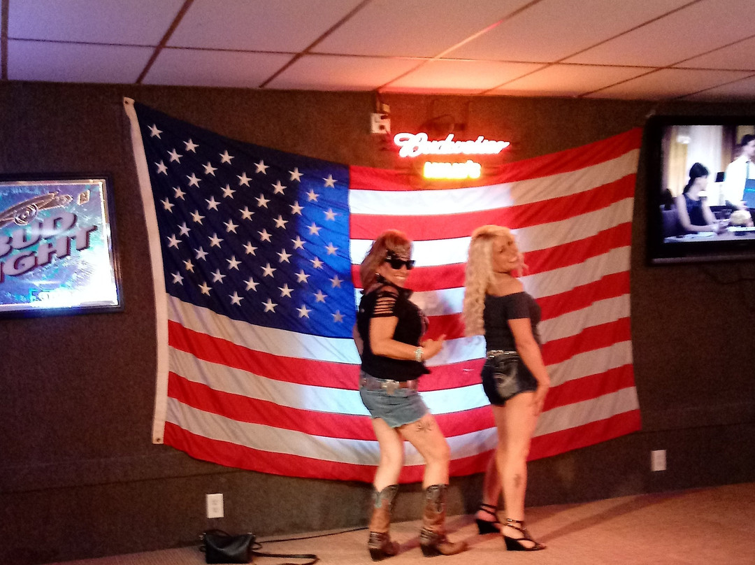 Molly's Bar-Tijeras必去景点