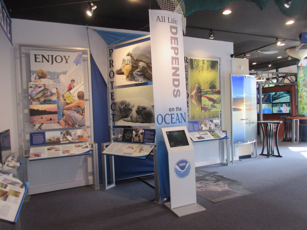 Gateway to NOAA-银泉必去景点