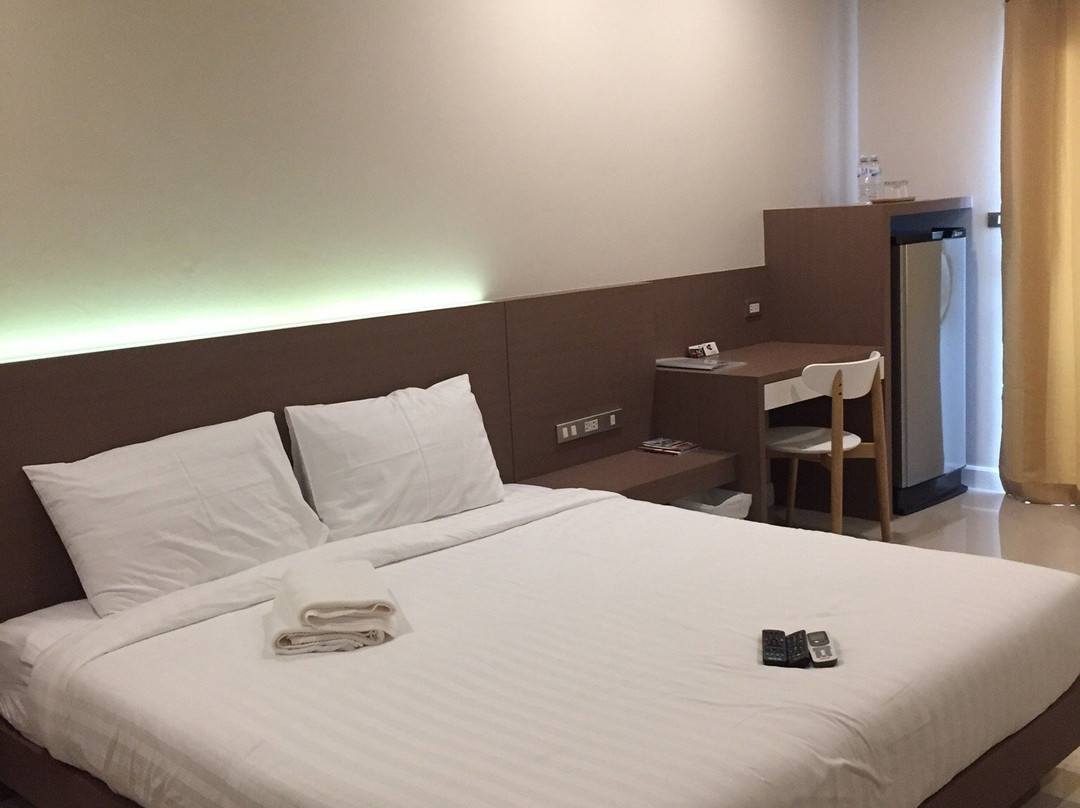 叻德蓬酒店住宿-M-One Residence