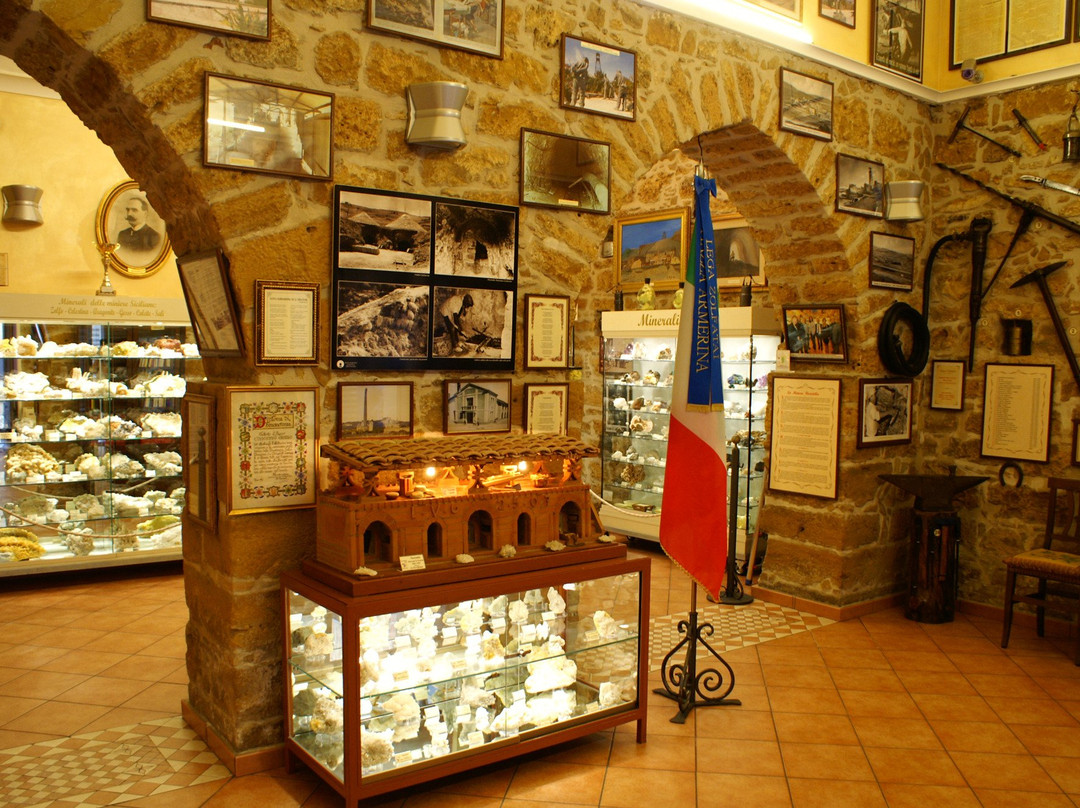 Museo Della Civilta Mineraria景点图片